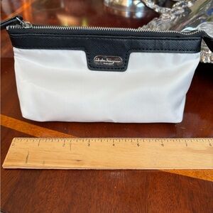 Salvatore Ferragamo Monochrome Zip Pouch nylon